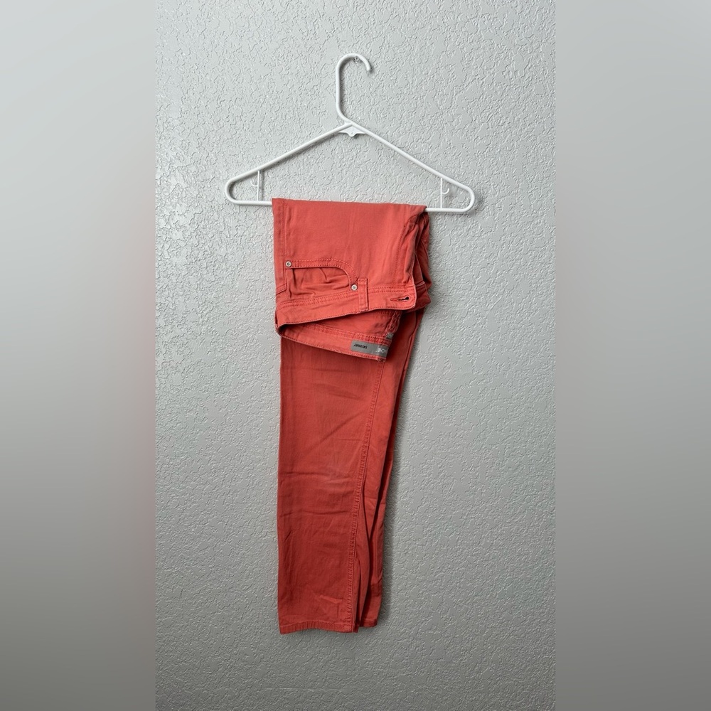 Women's jordache jeans